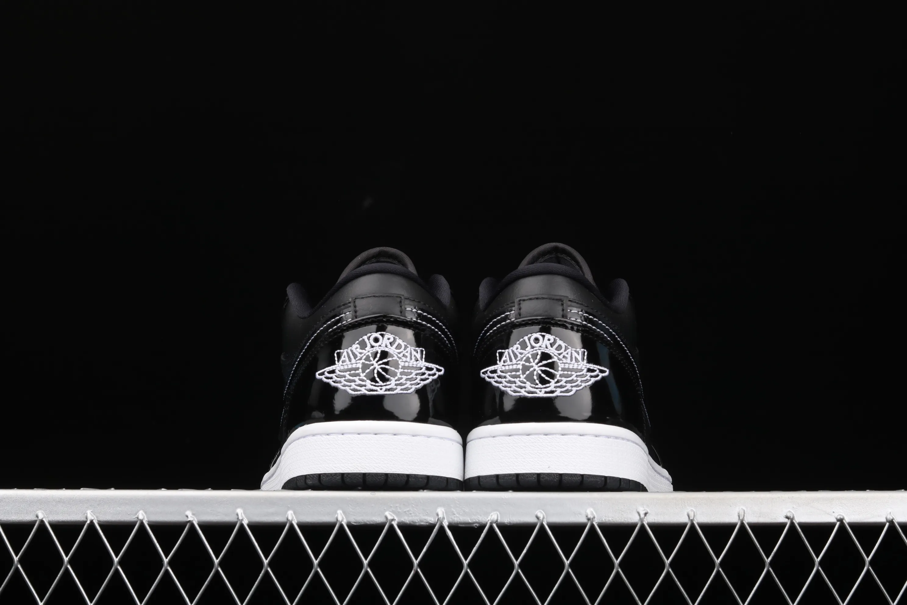 All categories Air Jordan Jordan series basketball shoes Air Jordan 1 Low G version pure original Air Jordan 1 Low ASW AJ1 Joe 1 low-top all-star patent leather black low-top basketball shoes DD1650-001